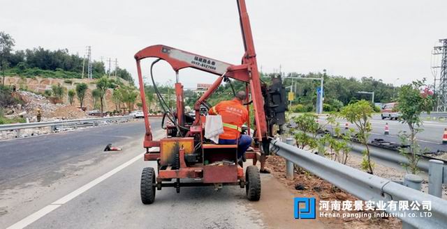 波形草莓视频深夜打立柱.jpg