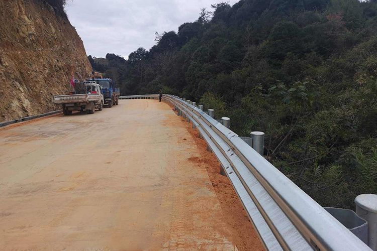福建公路波形草莓视频深夜